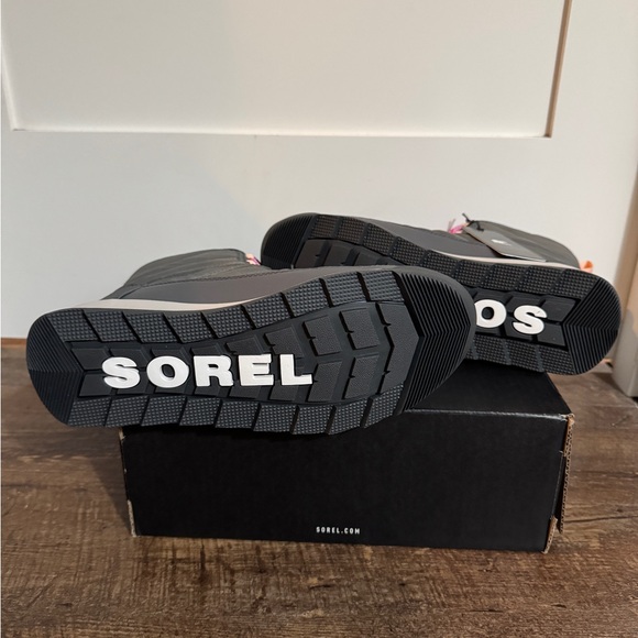 NWT- Youth Sorel Size 7 Whitney II Short Lace WP Boots - Picture 5 of 7